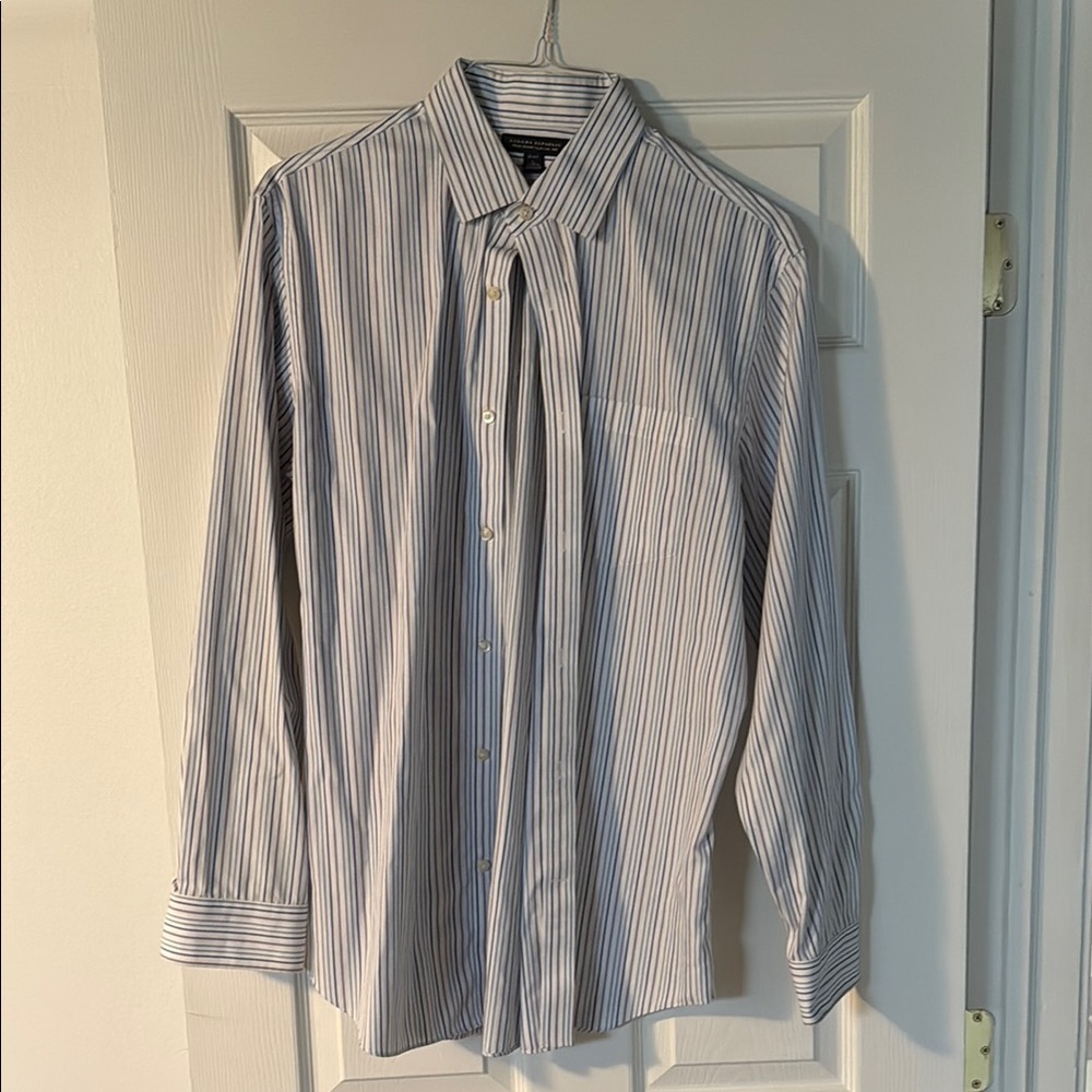 Banana Republic Men's Blue Striped Shirt